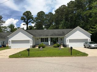 127 Fort Benjamin Rd #A, Newport, NC 28570