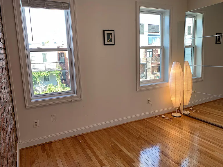 133 S St NW — Photo 6