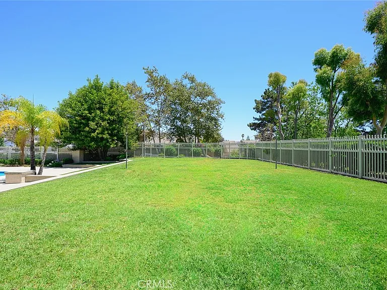 2601 S Quarry Ln #D — Photo 30
