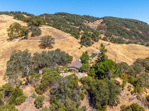 8970 Feliz Creek Drive, Ukiah, CA 95482
