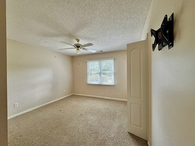 102 Widgeon Cir — Photo 16