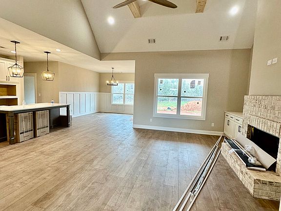 5th image of 3555 Bold Springs Rd