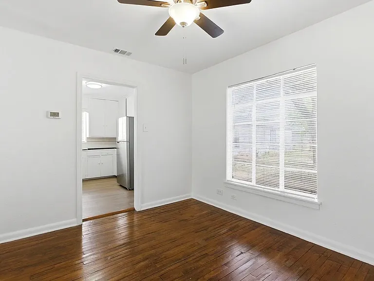 1503 Sacramento #1503 — Photo 3