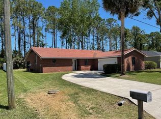 11 Pilgrim Dr, Palm Coast, FL 32164