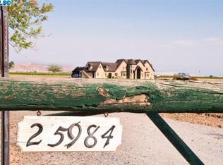 25984 Road 180, Exeter, CA 93221