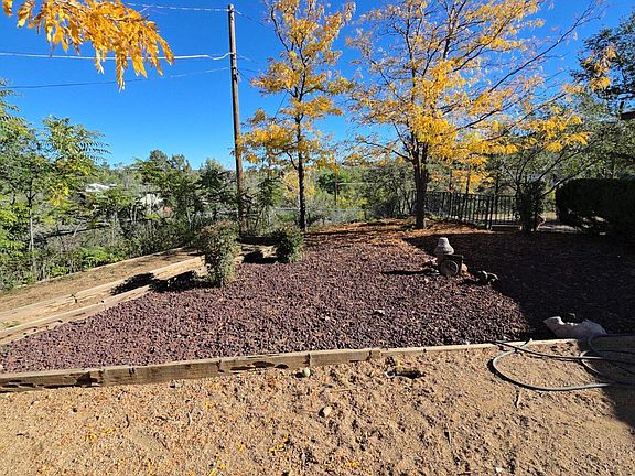 5th image of 410 White Spar Rd