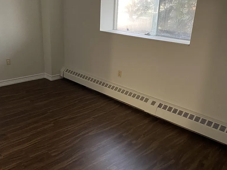 120 Elm St — Photo 13