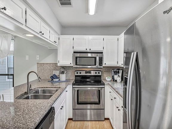 5th image of 501 Reynolds #3