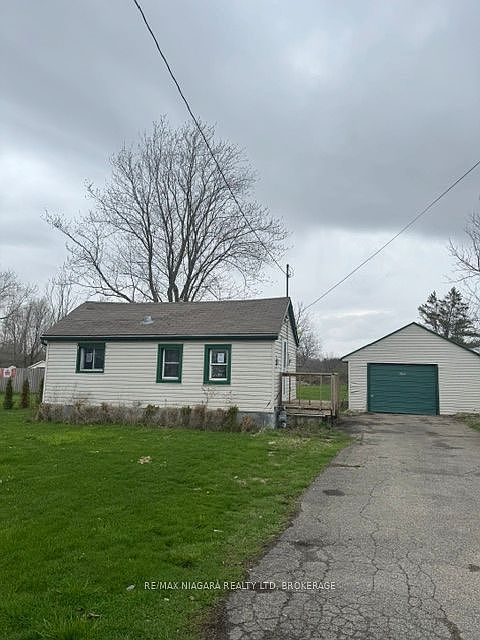 1st image of 10818 Lakeshore Rd W