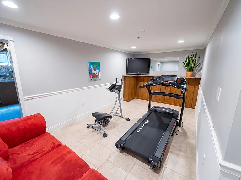 112 Stull Ct #1 — Photo 5