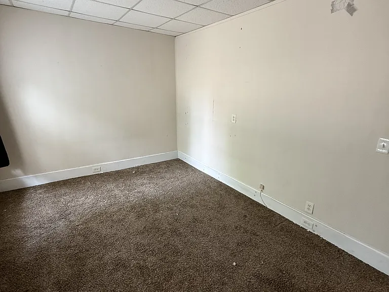 595 Chestnut St #1 — Photo 12