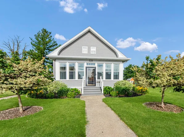 528 Johnson St, Minonk, IL 61760