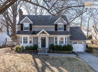 1209 Romany Rd, Kansas City, MO 64113