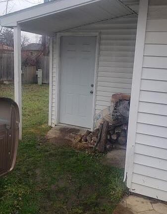 5th image of 42230 McBride Ave
