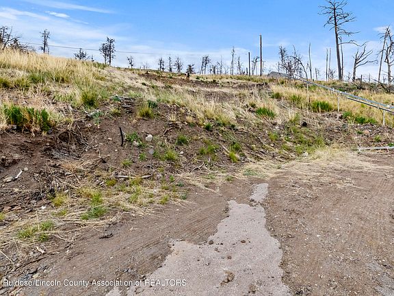 5th image of 214 Sandia Rd