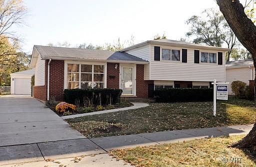1st image of 585 W Cordial Dr