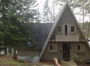 3748 Harolds Rd, Traverse City, MI 49696