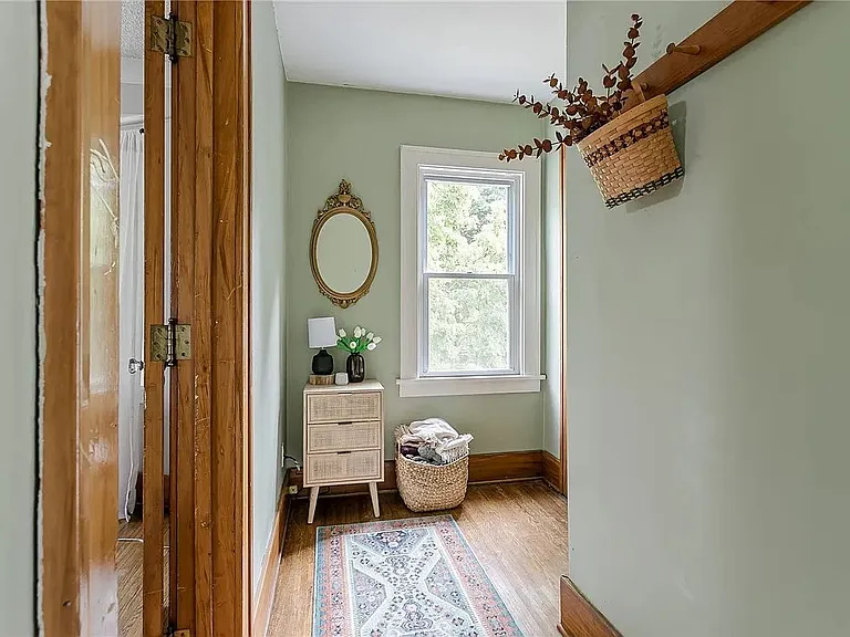 28-30 Elmcroft Rd #28 — Photo 9