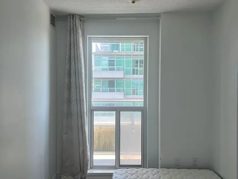 70 Town Centre Ct #704 — Photo 9