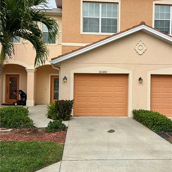 10300 Via Colomba Cir — Photo 3