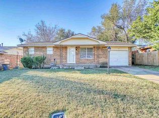 5716 NW Glenn Ave, Lawton, OK 73505