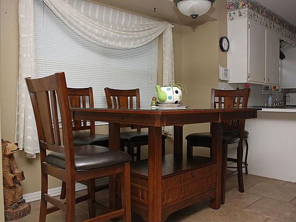 5th image of 3309 Camarie Ave