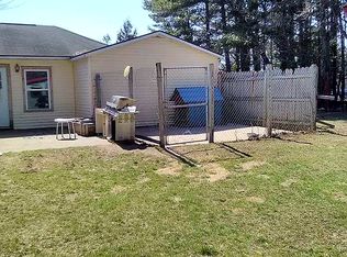 3656 Washington Rd, Pentwater, MI 49449