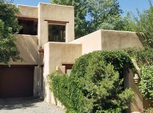408 Kit Carson Rd, Taos, NM 87571