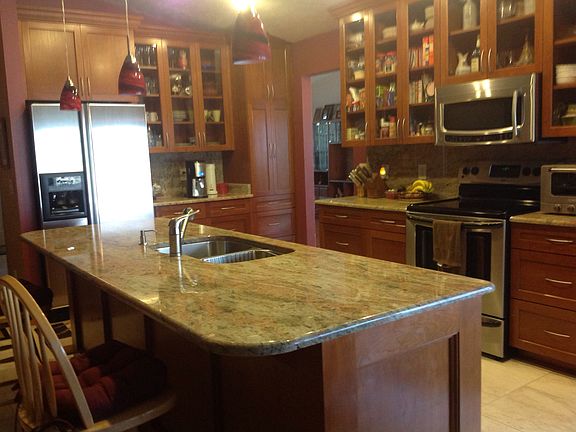 5th image of 10004 Kenda Dr