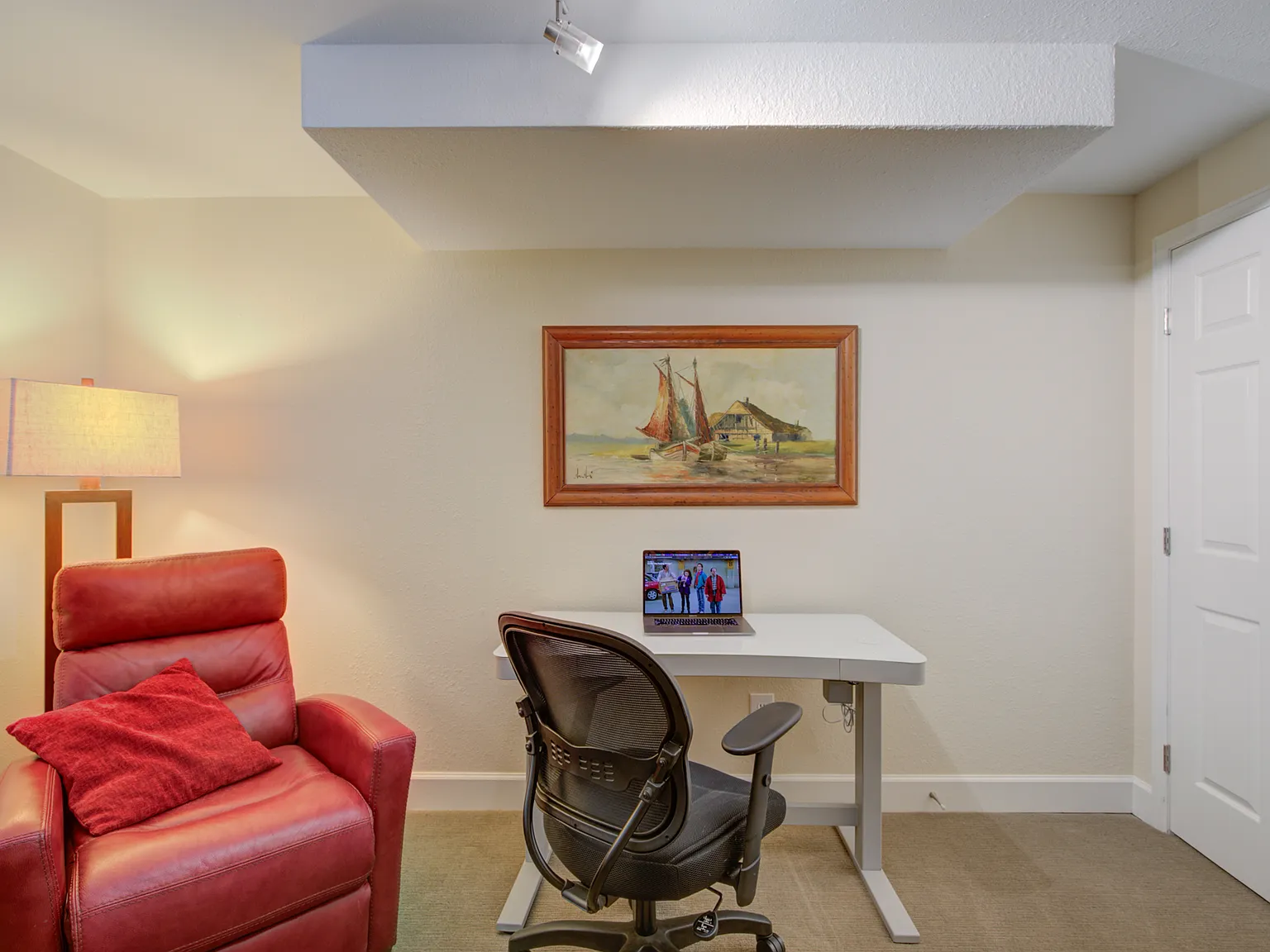 3331 Wright Cir — Photo 4
