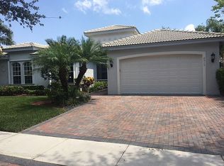 8915 Majorca Bay Dr, Lake Worth, FL 33467