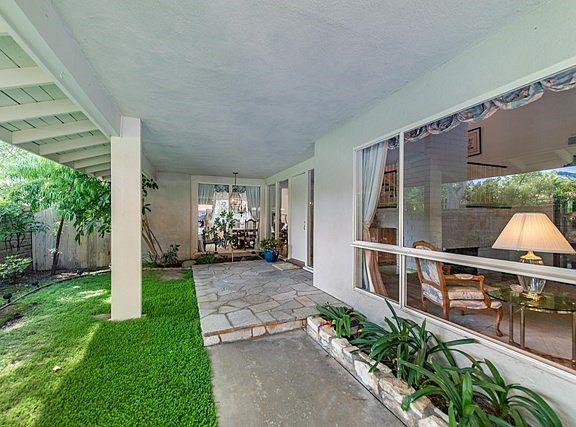 31900 Benchley Ct Westlake Village-4
