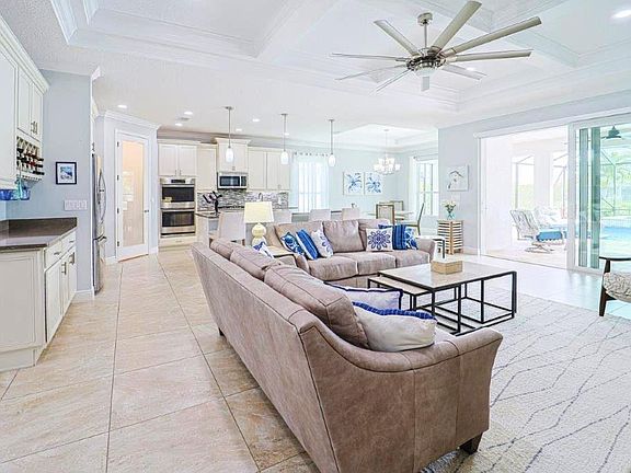 5th image of 11082 SW Rose Apple Court