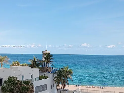 3505 S Ocean Dr #407 Photo 1