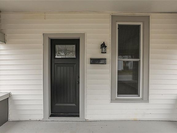 3rd image of 745 E Fair Ave