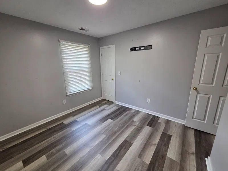 7124 Springchase Way — Photo 4