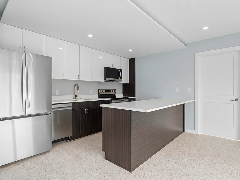 3220 NE 7th Pl #3 — Photo 2