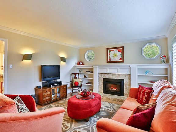 4th image of 15648 Linda Ave