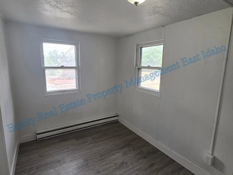 815 E Clark St #5 — Photo 24