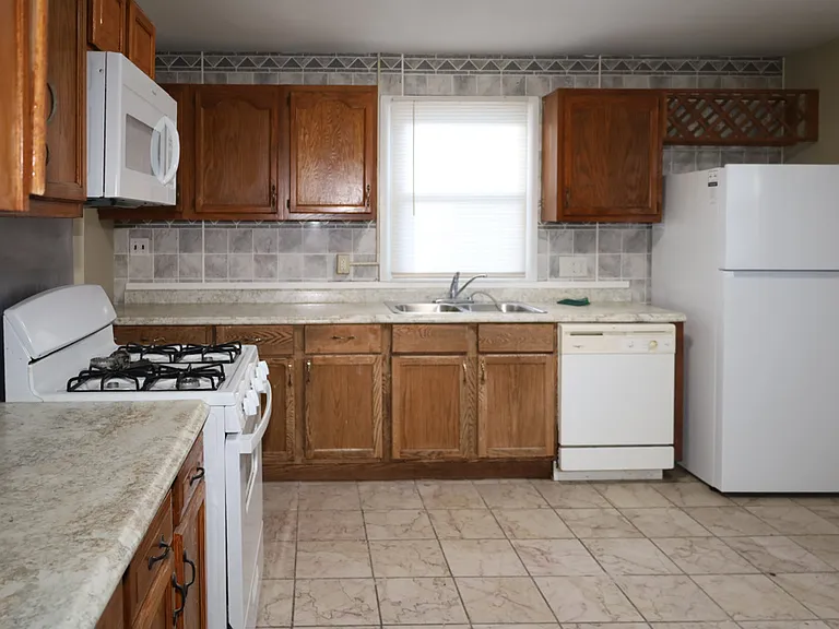1909 Joanne Ln #A — Photo 4