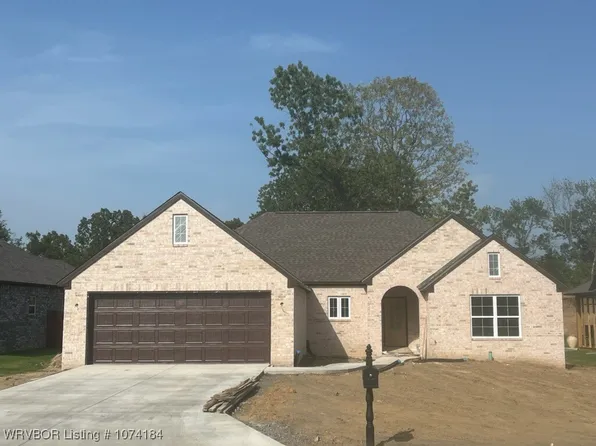 8517 Broadley Dr, Fort Smith, AR 72916