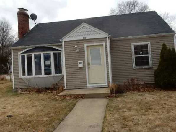 640 Cleveland Ave, Elgin, IL 60120