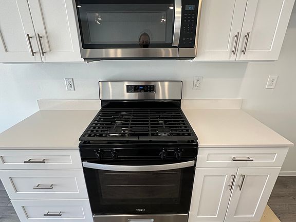 4th image of 480 S Rockwell Ln