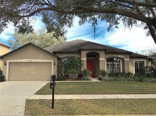 1930 Abbey Ridge Dr, Dover, FL 33527