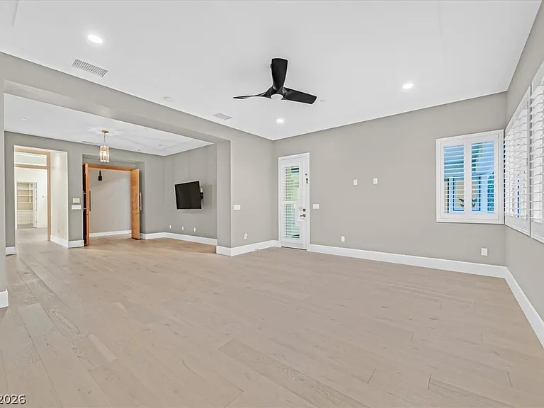 65 Garibaldi Way — Photo 25