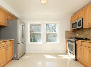 821 Palmer Rd #1, Bronxville, NY 10708