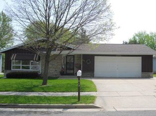 413 Hamilton Pl, Horicon, WI 53032