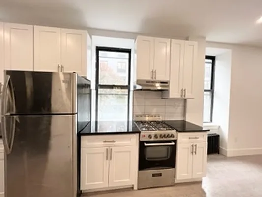 Rented by Bond New York | media 18