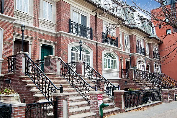 Sold by Corcoran | media 18