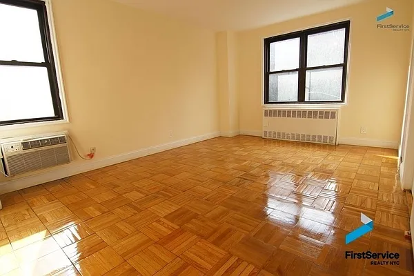Rented by FirstService Realty (legacy) | media 3